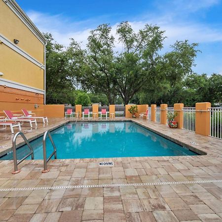 Comfort Inn Fort Myers Northeast Exterior foto